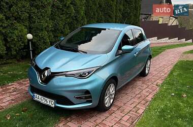 Хэтчбек Renault Zoe 2020 в 