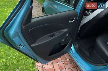 Хэтчбек Renault Zoe 2020 в 