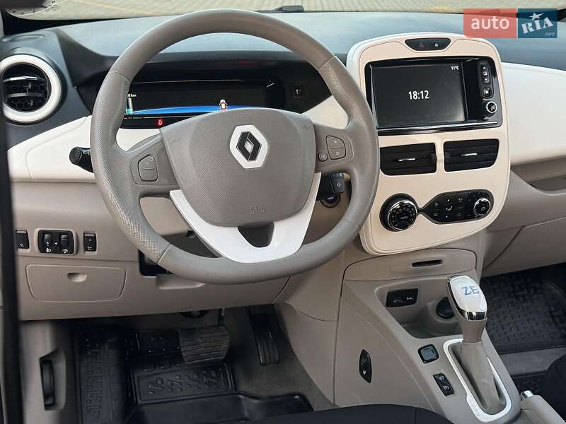 Хэтчбек Renault Zoe 2017 в Дрогобыче фото 18 Хэтчбек Renault Zoe 2017 в Дрогобыче
