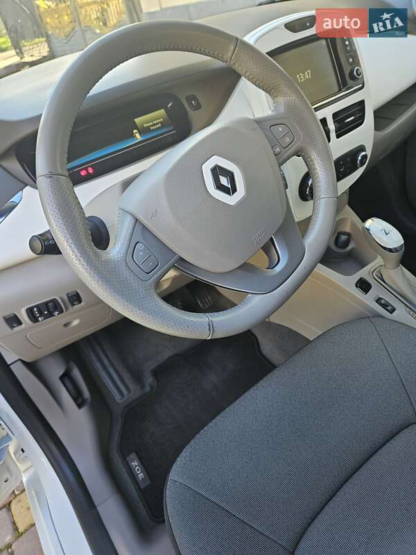 Хэтчбек Renault Zoe 2019 в Дубно