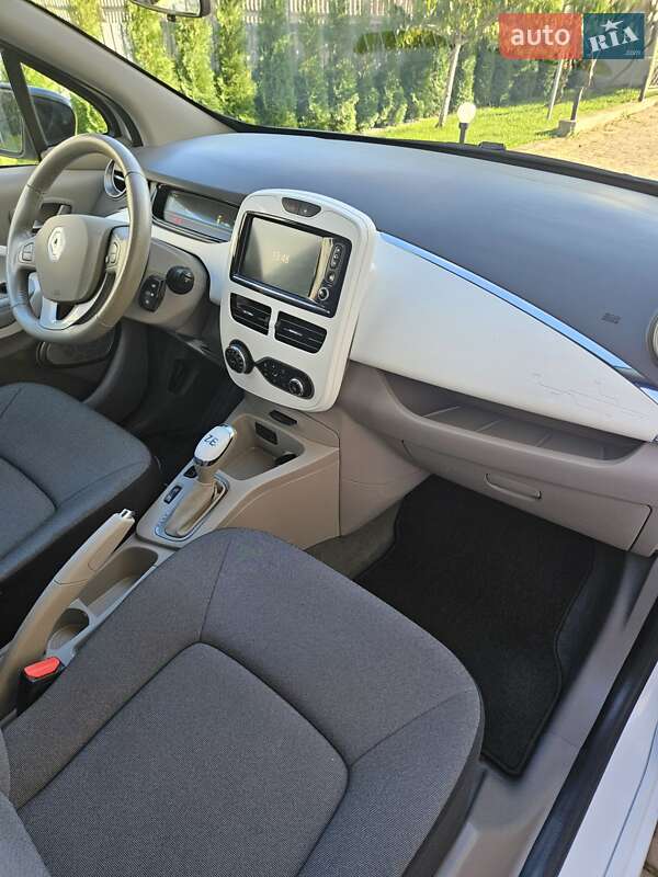 Хэтчбек Renault Zoe 2019 в Дубно