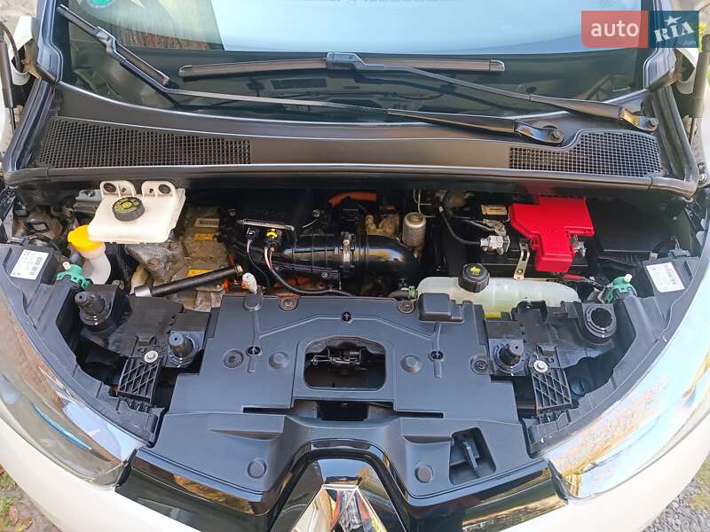 Хэтчбек Renault Zoe 2019 в Луцке