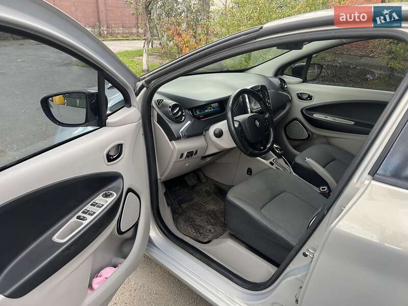 Хетчбек Renault Zoe 2016 в Львові