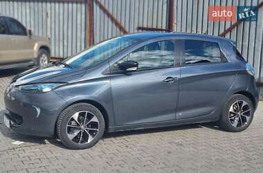 Хэтчбек Renault Zoe 2019 в 