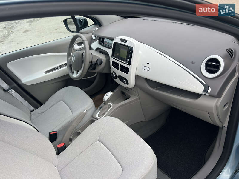 Хэтчбек Renault Zoe 2015 в Тернополе