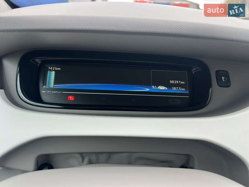 Хэтчбек Renault Zoe 2015 в Тернополе