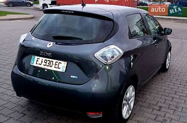 Хэтчбек Renault Zoe 2017 в 