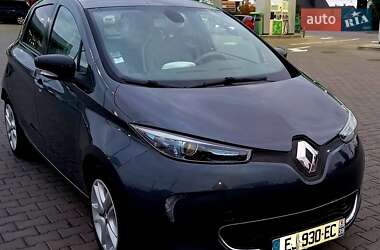 Хэтчбек Renault Zoe 2017 в 