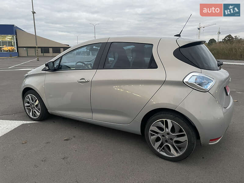 Хэтчбек Renault Zoe 2015 в Луцке