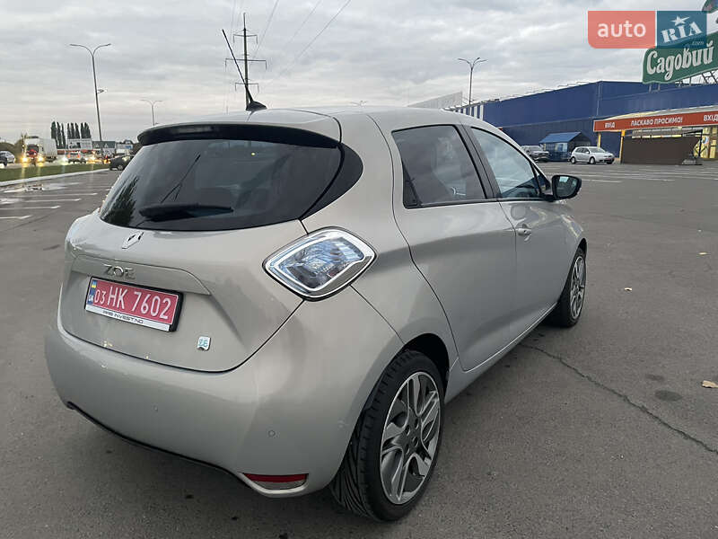 Хэтчбек Renault Zoe 2015 в Луцке