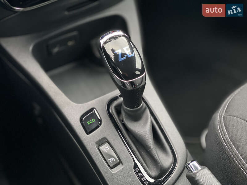 Хетчбек Renault Zoe 2016 в Луцьку фото 63 Хетчбек Renault Zoe 2016 в Луцьку