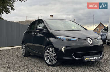 Хэтчбек Renault Zoe 2016 в 