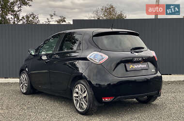 Хэтчбек Renault Zoe 2016 в 