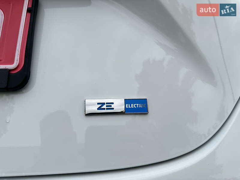 Хэтчбек Renault Zoe 2021 в Мукачево