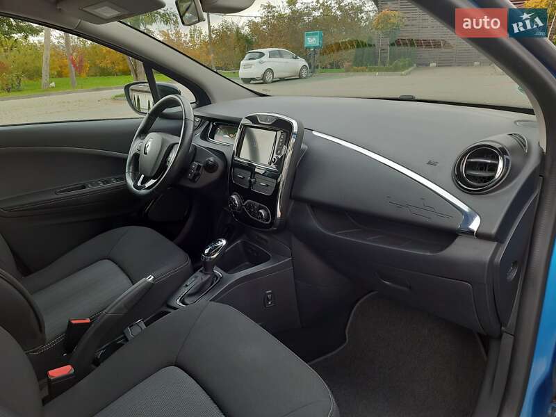 Хэтчбек Renault Zoe 2018 в Золочеве