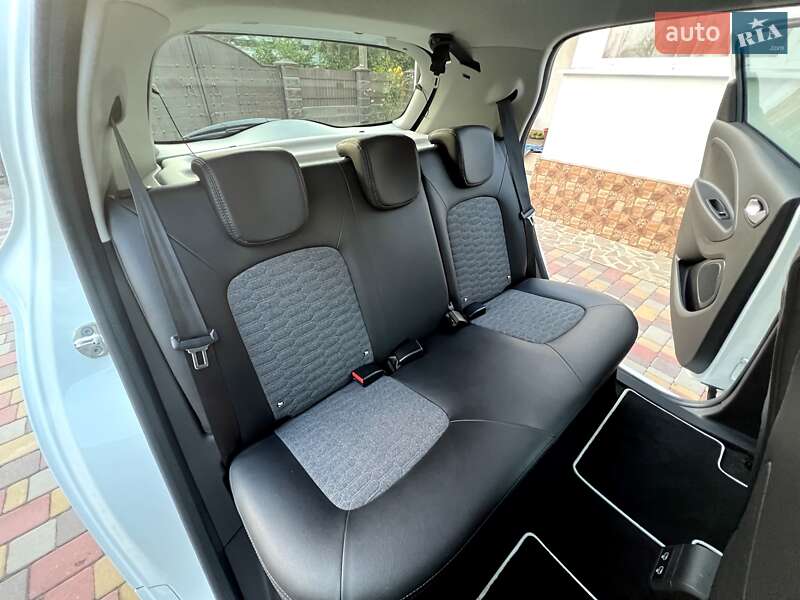 Хэтчбек Renault Zoe 2022 в Ровно