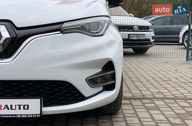 Хэтчбек Renault Zoe 2020 в 