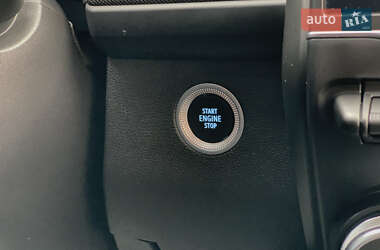 Хэтчбек Renault Zoe 2020 в 