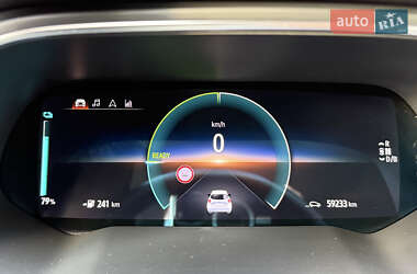 Хетчбек Renault Zoe 2019 в 
