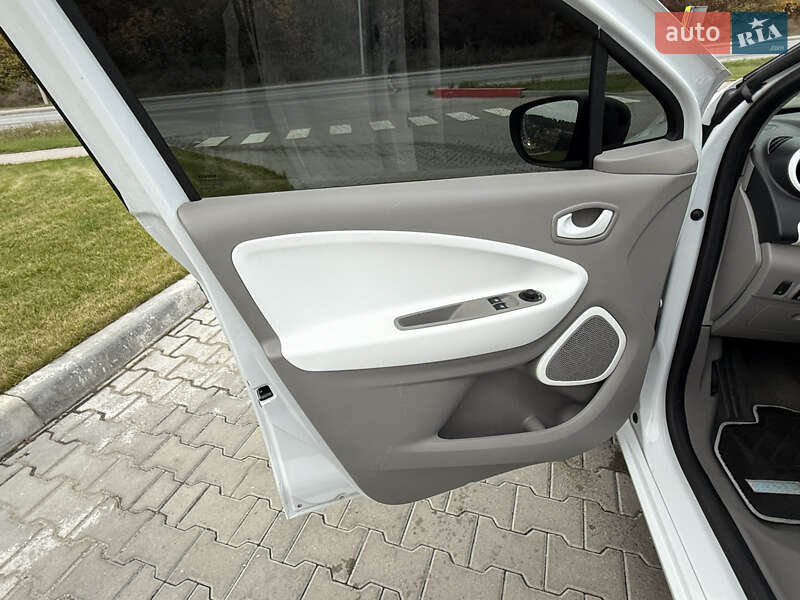 Хэтчбек Renault Zoe 2019 в Тернополе