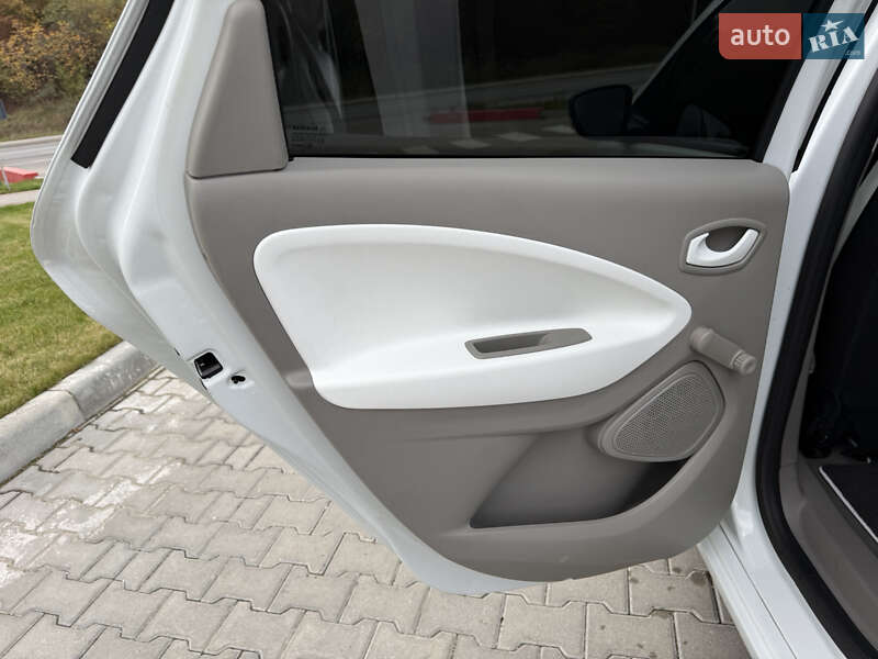 Хэтчбек Renault Zoe 2019 в Тернополе