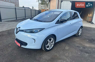 Хэтчбек Renault Zoe 2016 в 