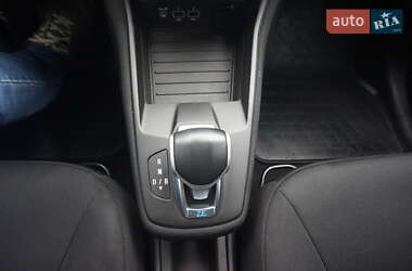 Хэтчбек Renault Zoe 2020 в 