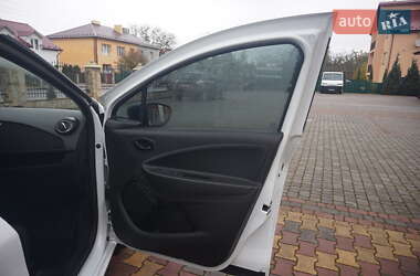 Хэтчбек Renault Zoe 2020 в 