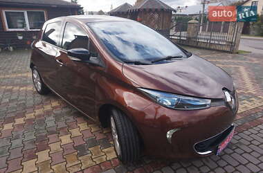 Хэтчбек Renault Zoe 2015 в 