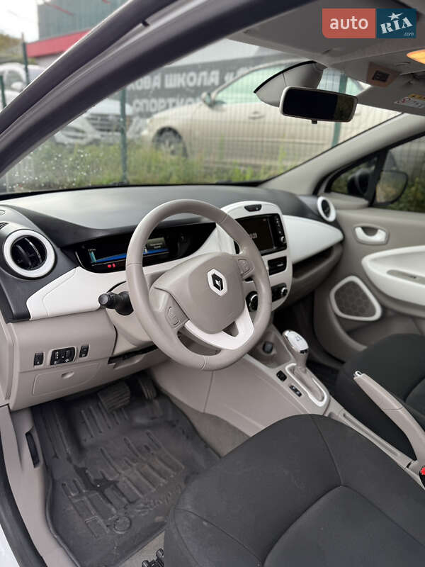 Хэтчбек Renault Zoe 2018 в Львове
