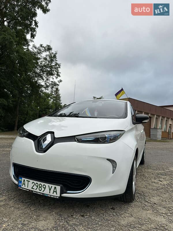 Хэтчбек Renault Zoe 2013 в Калуше
