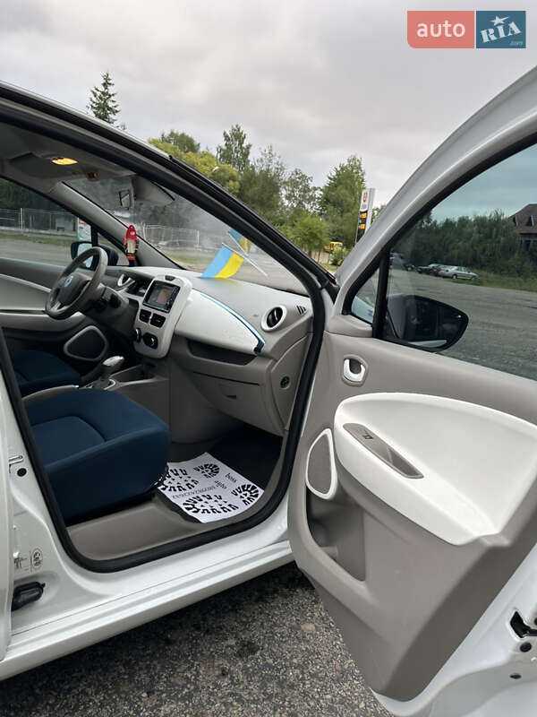 Хэтчбек Renault Zoe 2013 в Калуше
