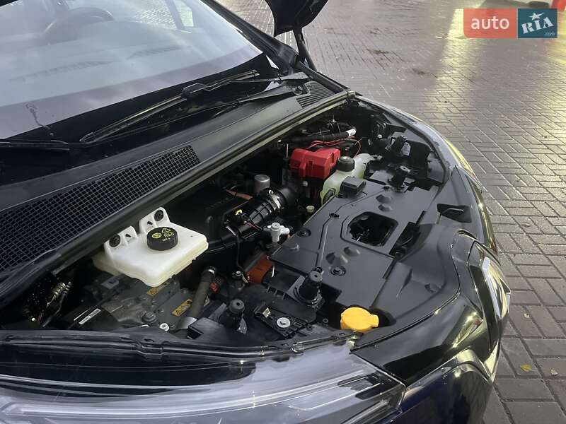 Хэтчбек Renault Zoe 2022 в Дубно