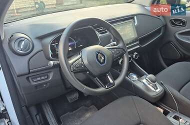 Хэтчбек Renault Zoe 2020 в 