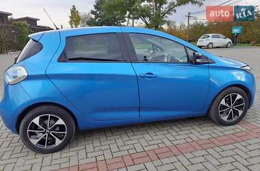 Хэтчбек Renault Zoe 2018 в 