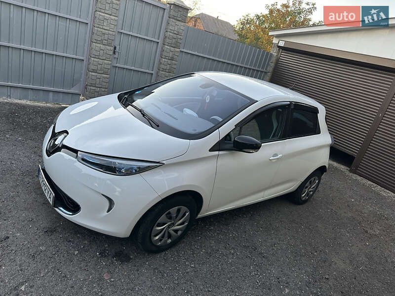 Хэтчбек Renault Zoe 2014 в Полтаве фото 9 Хэтчбек Renault Zoe 2014 в Полтаве