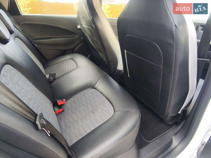 Хэтчбек Renault Zoe 2020 в Полтаве фото 14 Хэтчбек Renault Zoe 2020 в Полтаве