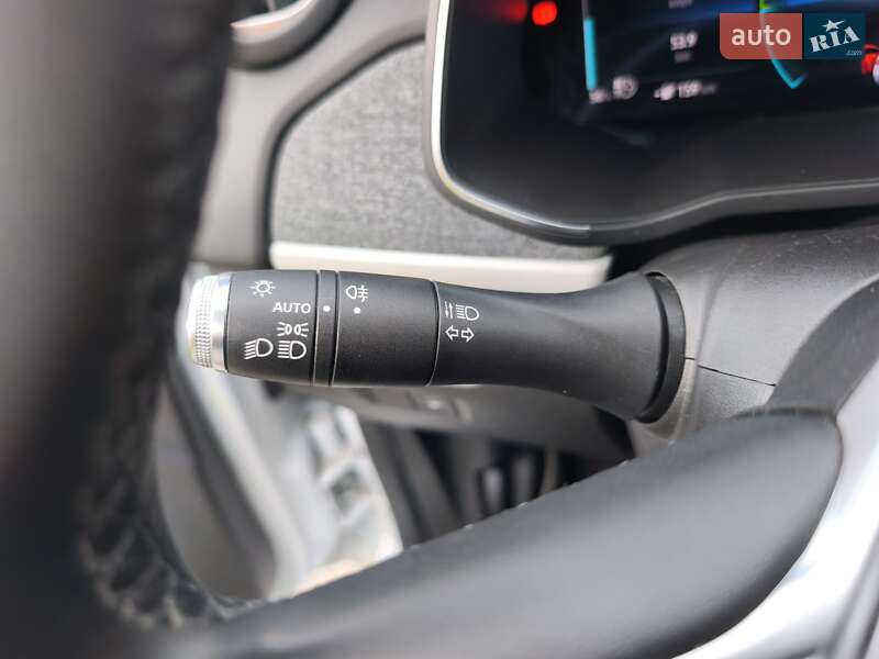 Хэтчбек Renault Zoe 2020 в Полтаве фото 23 Хэтчбек Renault Zoe 2020 в Полтаве