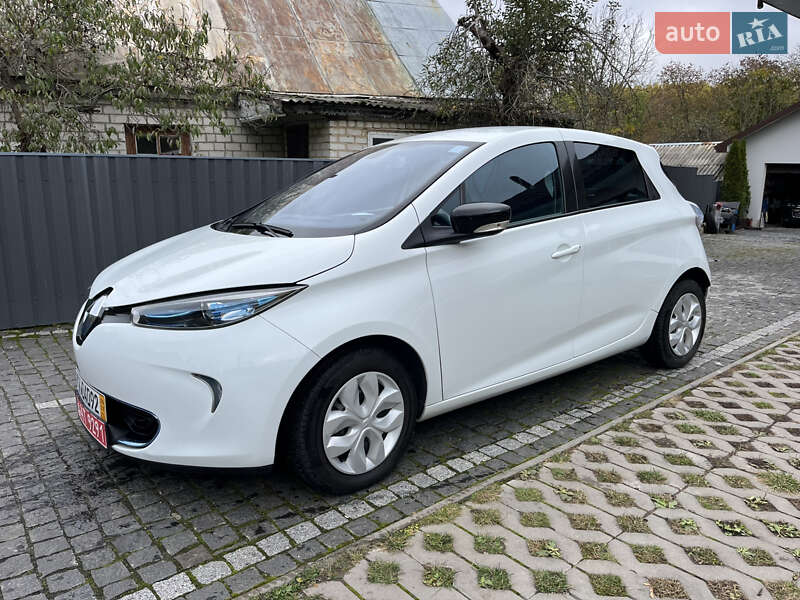 Хетчбек Renault Zoe 2013 в Звягелі фото 5 Хетчбек Renault Zoe 2013 в Звягелі
