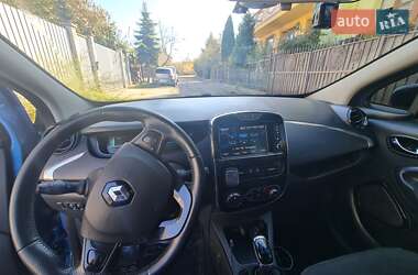 Хетчбек Renault Zoe 2016 в  фото 7 Хетчбек Renault Zoe 2016 в