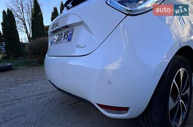 Хэтчбек Renault Zoe 2017 в 