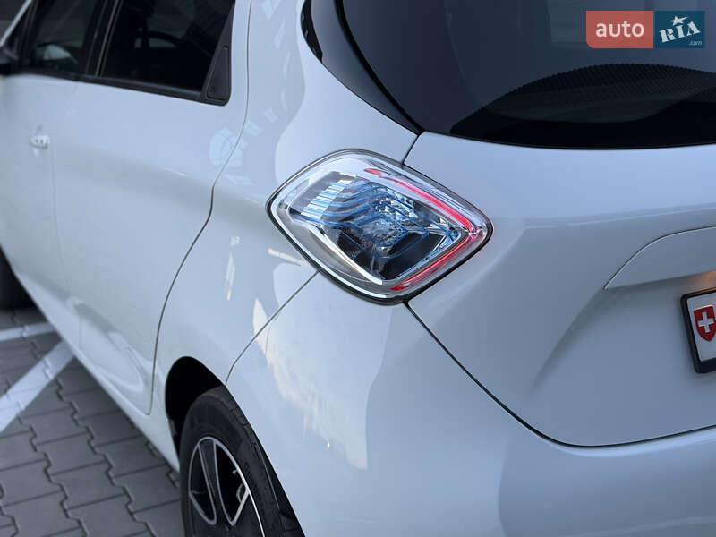 Хэтчбек Renault Zoe 2017 в Дубно фото 71 Хэтчбек Renault Zoe 2017 в Дубно