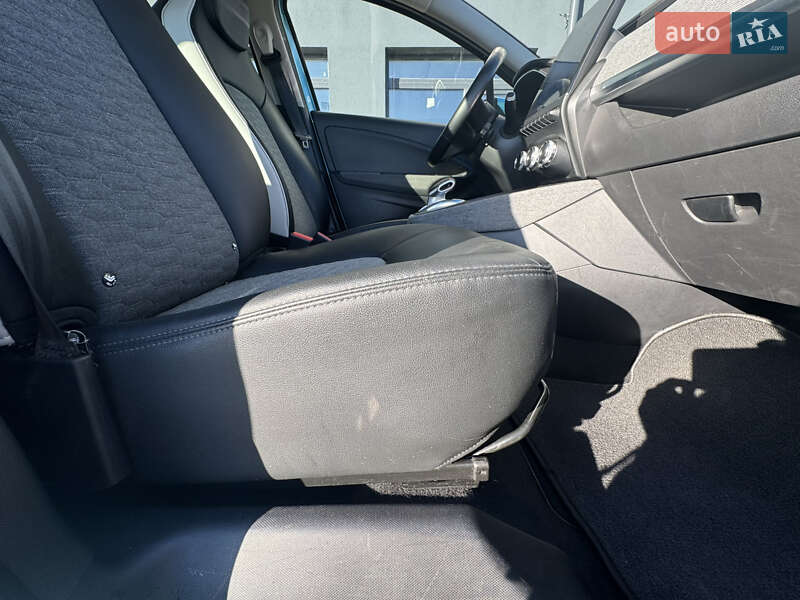 Хетчбек Renault Zoe 2020 в Луцьку фото 25 Хетчбек Renault Zoe 2020 в Луцьку