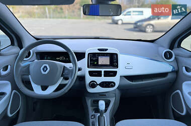 Хетчбек Renault Zoe 2014 в  фото 24 Хетчбек Renault Zoe 2014 в