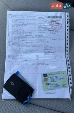 Хетчбек Renault Zoe 2014 в  фото 34 Хетчбек Renault Zoe 2014 в