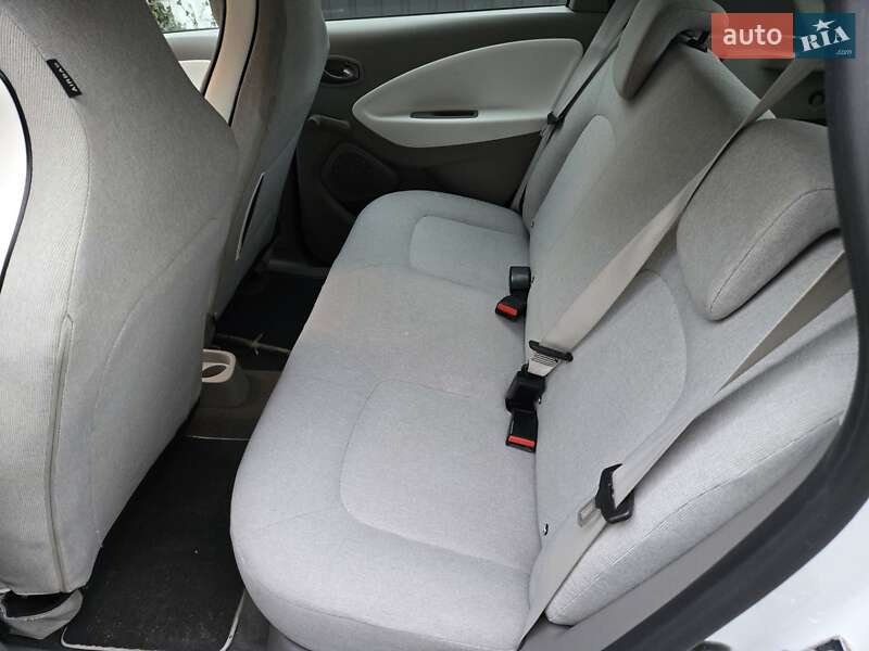 Хэтчбек Renault Zoe 2017 в Киеве фото 4 Хэтчбек Renault Zoe 2017 в Киеве
