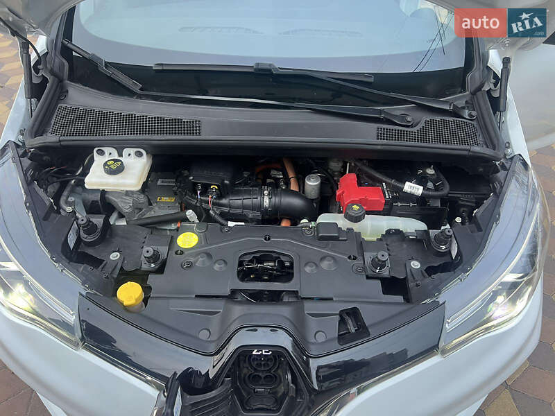 Хетчбек Renault Zoe 2020 в Києві фото 13 Хетчбек Renault Zoe 2020 в Києві