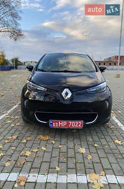 Хэтчбек Renault Zoe 2019 в 