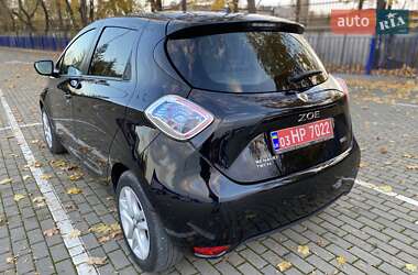 Хэтчбек Renault Zoe 2019 в 