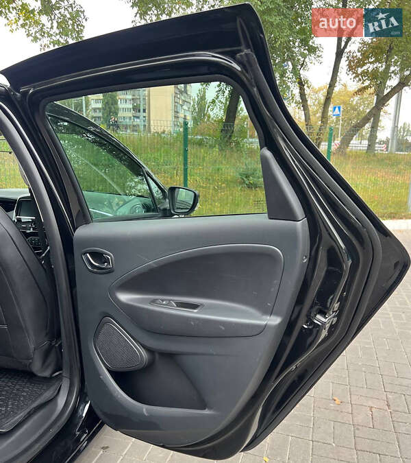 Хэтчбек Renault Zoe 2018 в Киеве фото 13 Хэтчбек Renault Zoe 2018 в Киеве